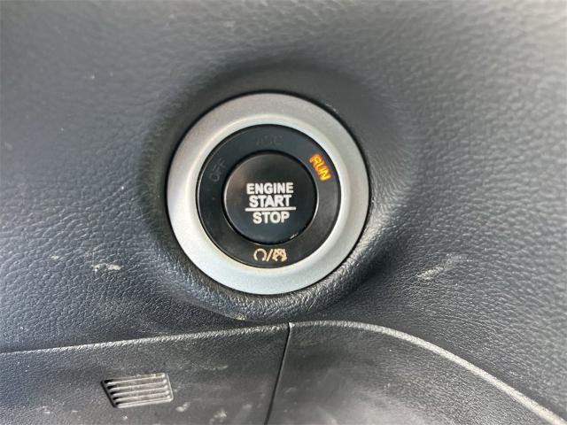 2020 Chrysler Pacifica Vehicle Photo in TULLY, NY 13159-3159