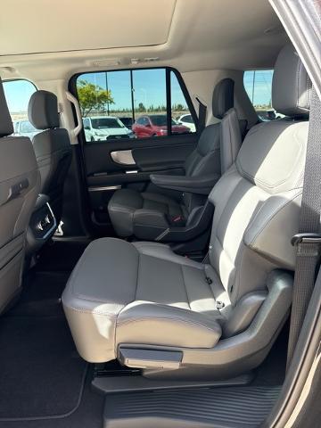 2025 Ford Expedition Max Vehicle Photo in Winslow, AZ 86047-2439