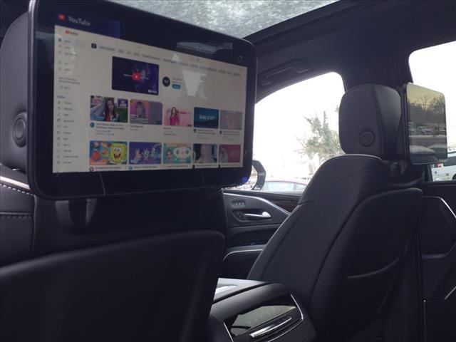 2023 Cadillac Escalade Vehicle Photo in SMITHTOWN, NY 11787-5023