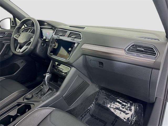 2024 Volkswagen Tiguan Vehicle Photo in Puyallup, WA 98371