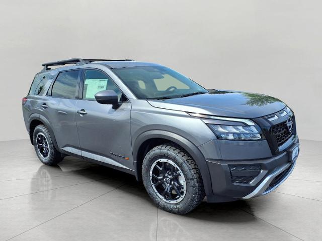 2025 Nissan Pathfinder Vehicle Photo in Oshkosh, WI 54904