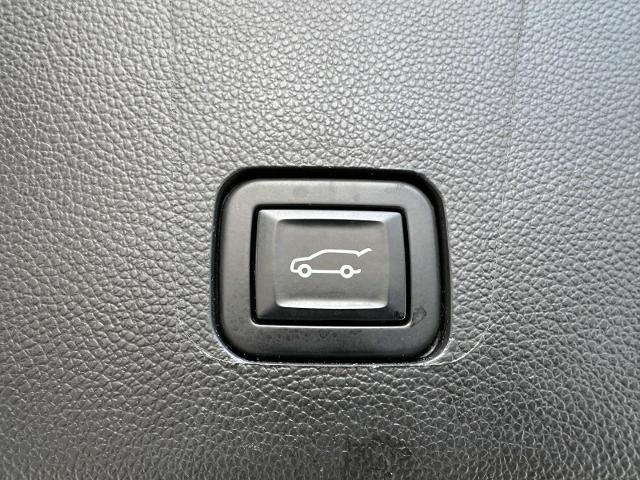 2023 Chevrolet Traverse Vehicle Photo in Roslyn, NY 11576