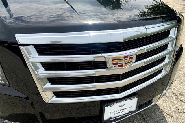2019 Cadillac Escalade Vehicle Photo in KANSAS CITY, MO 64114-4545