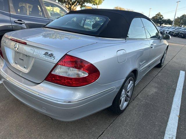 2006 Mercedes-Benz CLK-Class Vehicle Photo in DALLAS, TX 75209