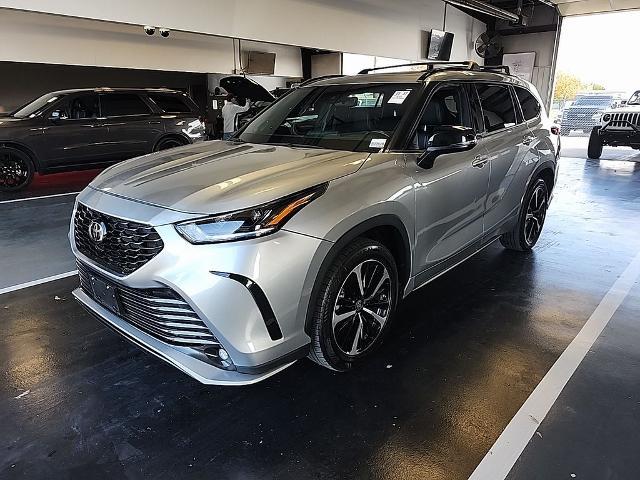 2022 Toyota Highlander Vehicle Photo in Grapevine, TX 76051