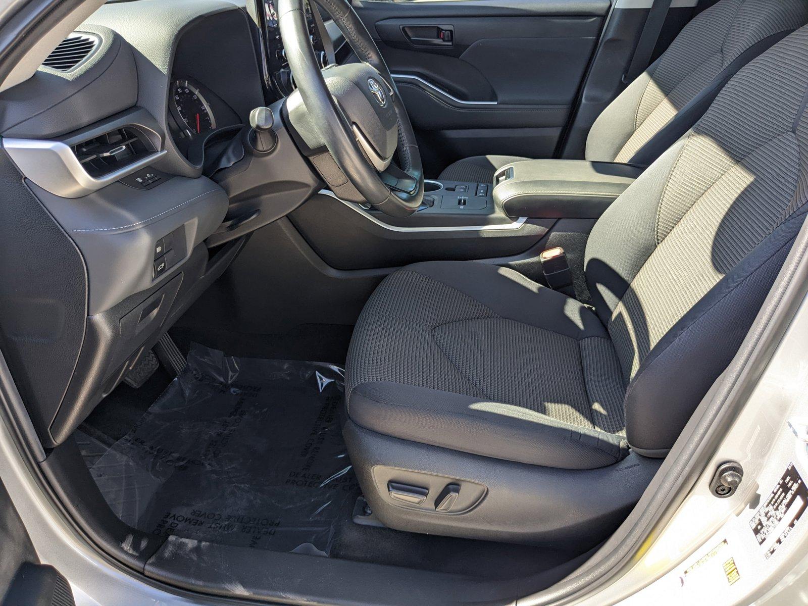 2022 Toyota Highlander Vehicle Photo in Davie, FL 33331