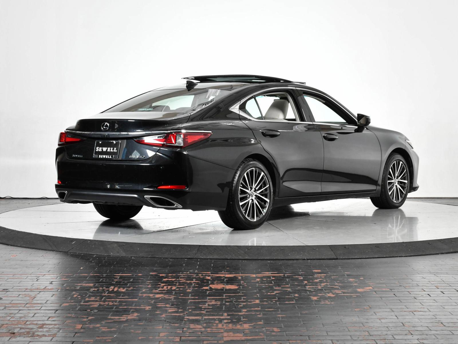 2022 Lexus ES 350 Vehicle Photo in DALLAS, TX 75235