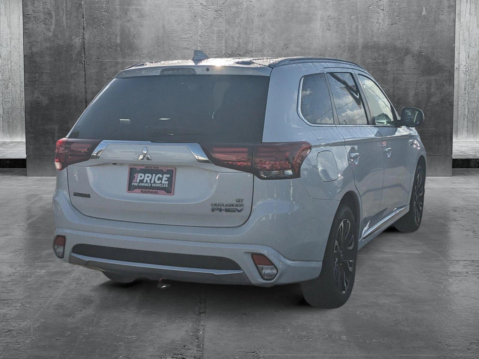 2018 Mitsubishi Outlander PHEV Vehicle Photo in MIAMI, FL 33172-3015