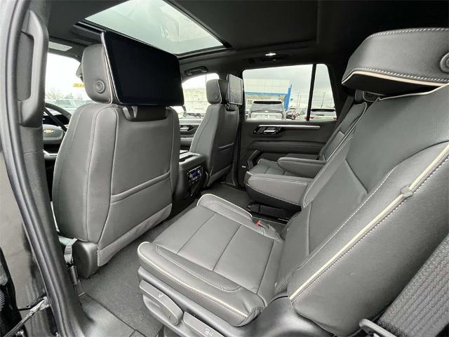 2025 Chevrolet Tahoe Vehicle Photo in ALCOA, TN 37701-3235