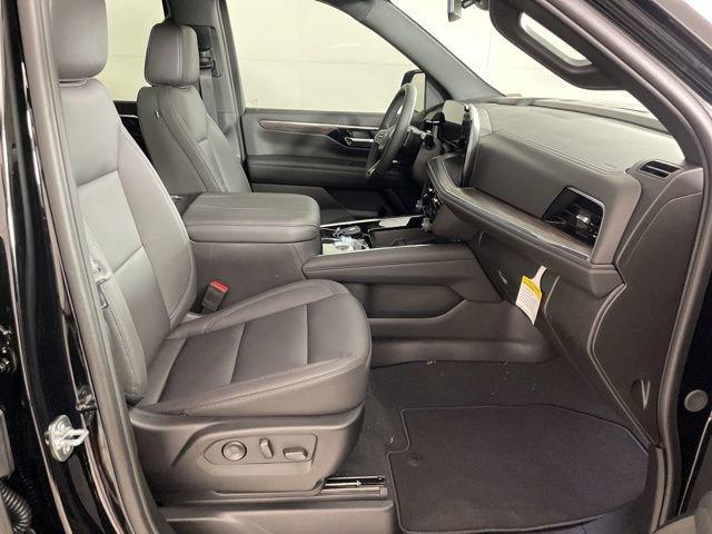 2025 Chevrolet Tahoe Vehicle Photo in PHOENIX, AZ 85014-3381