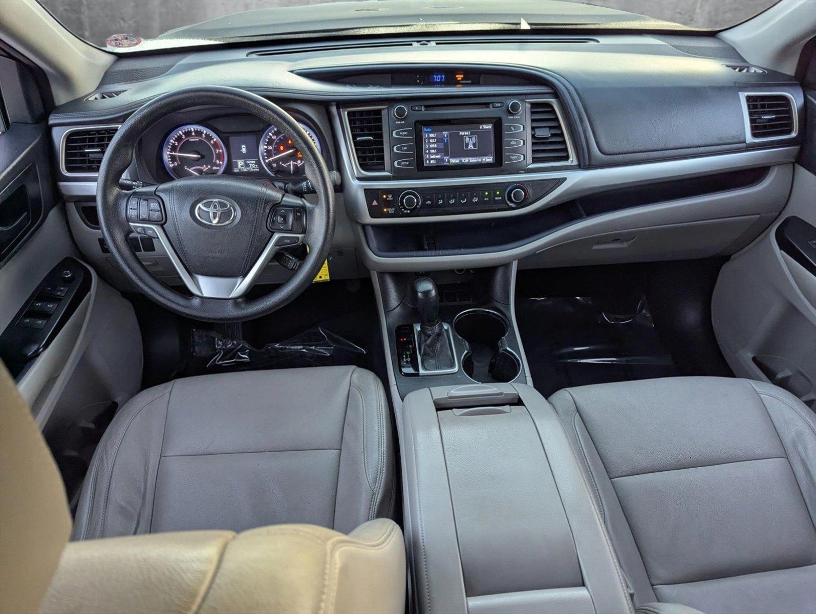 2016 Toyota Highlander Vehicle Photo in Davie, FL 33331