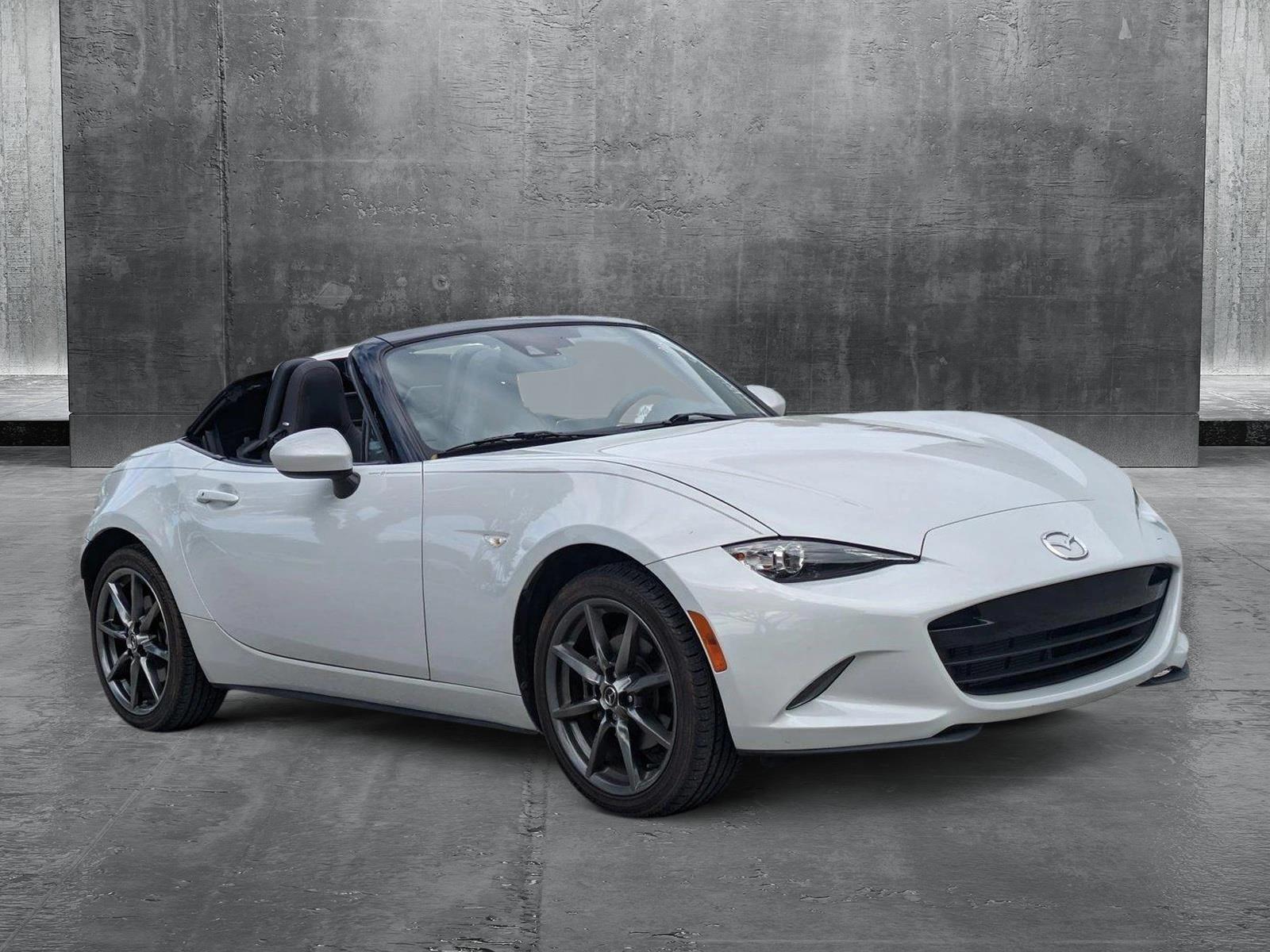 2016 Mazda MX-5 Miata Vehicle Photo in GREENACRES, FL 33463-3207