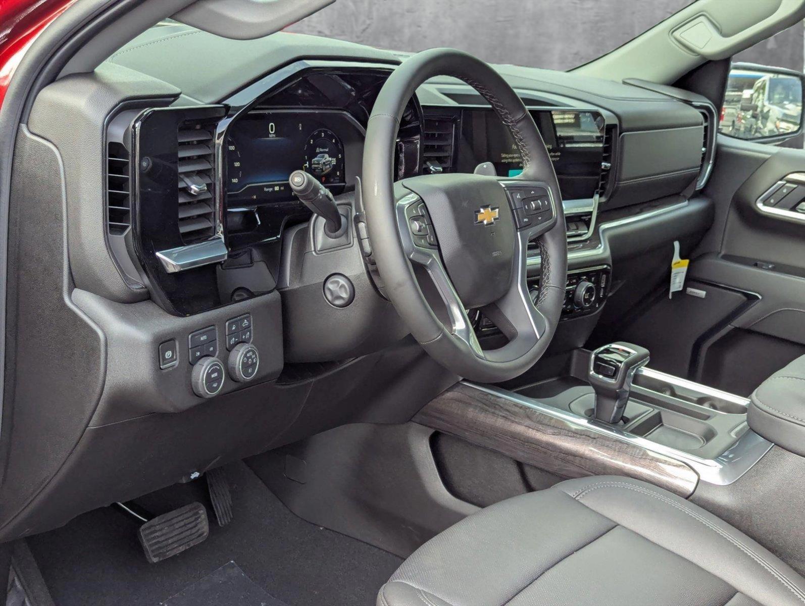 2025 Chevrolet Silverado 1500 Vehicle Photo in GREENACRES, FL 33463-3207