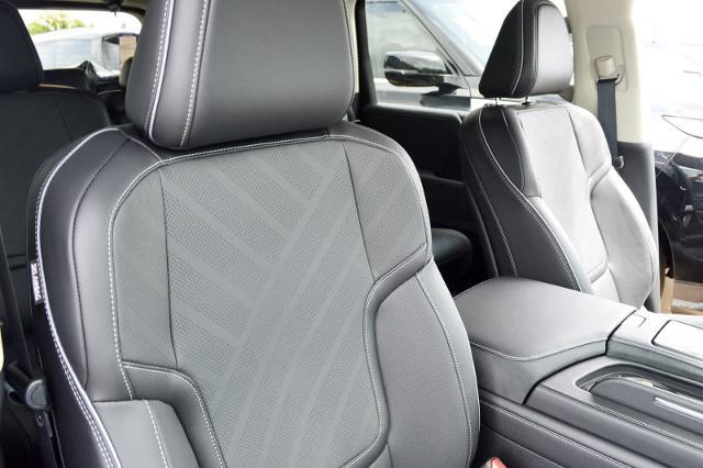 2025 INFINITI QX80 Vehicle Photo in Houston, TX 77090