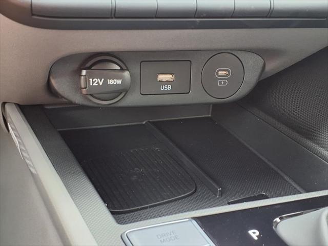 2025 Hyundai ELANTRA Hybrid Vehicle Photo in Peoria, IL 61615