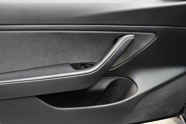 2018 Tesla Model 3 Vehicle Photo in DALLAS, TX 75235