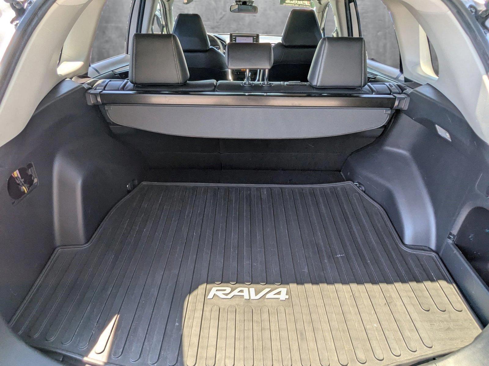 2019 Toyota RAV4 Vehicle Photo in Panama City, FL 32401