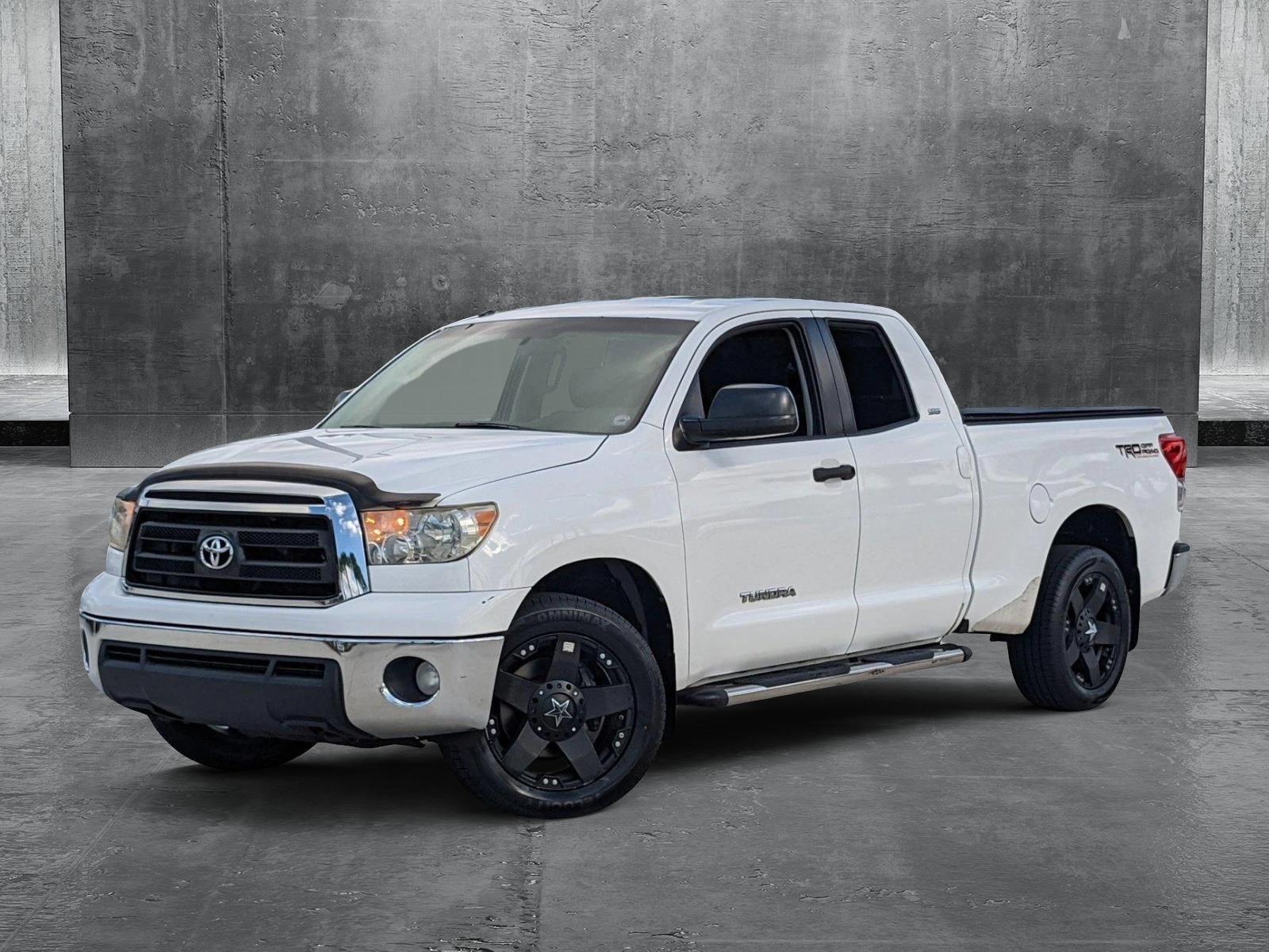 2011 Toyota Tundra 2WD Truck Vehicle Photo in Davie, FL 33331