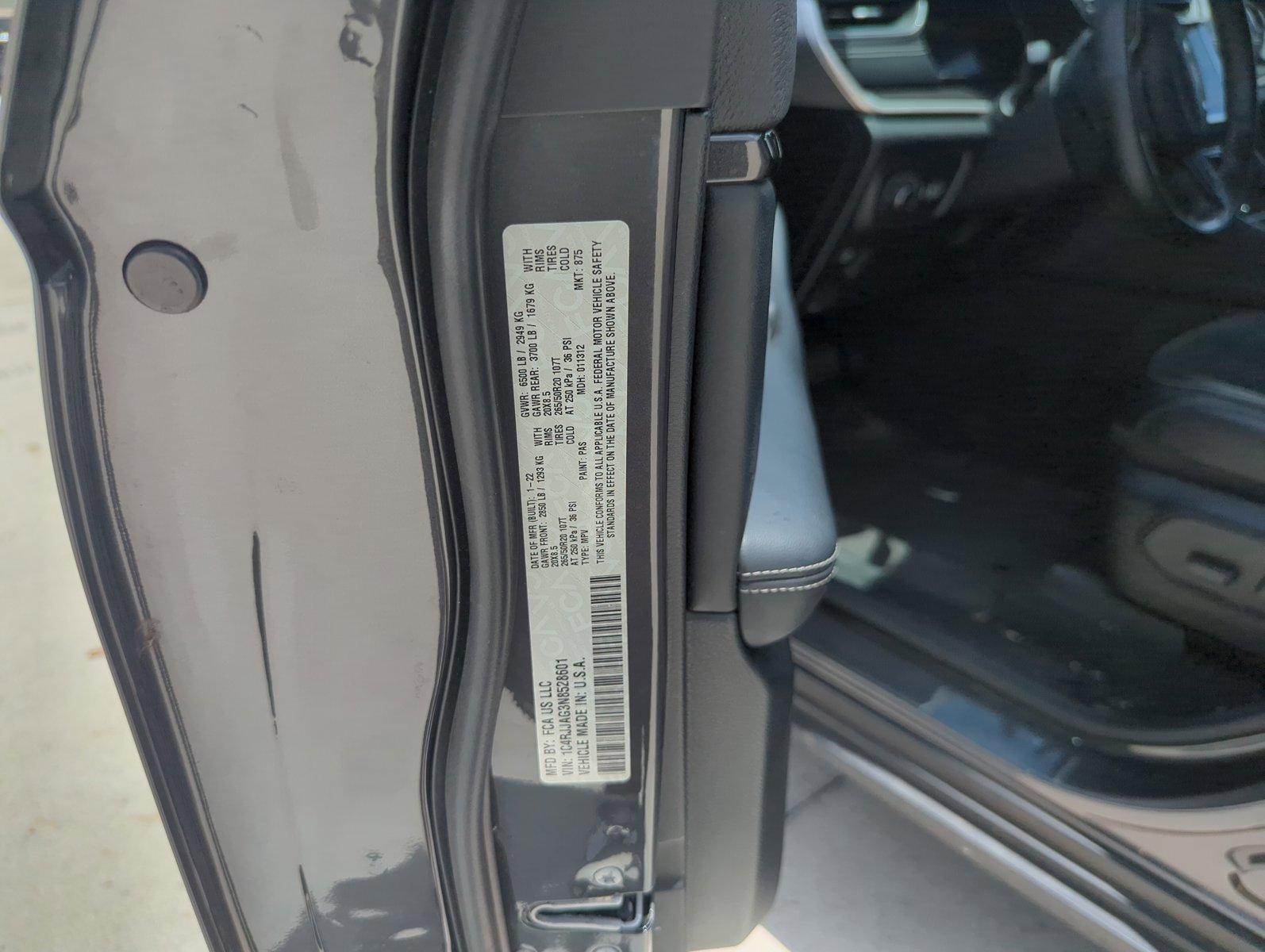 2022 Jeep Grand Cherokee L Vehicle Photo in Pembroke Pines, FL 33027