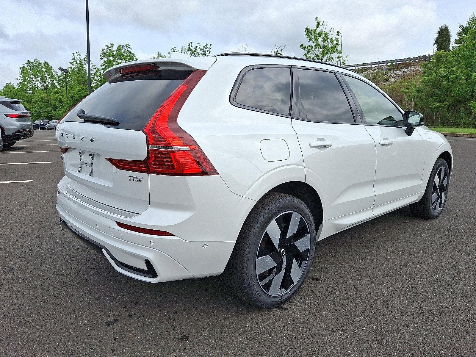 2025 Volvo XC60 Plug-In Hybrid Vehicle Photo in Trevose, PA 19053