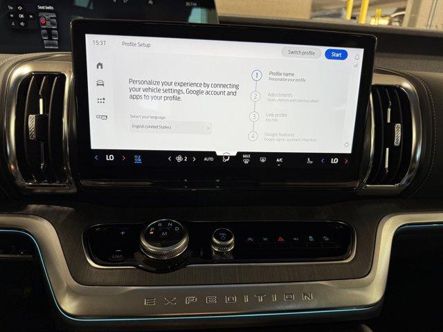 2025 Ford Expedition Vehicle Photo in Ogallala, NE 69153