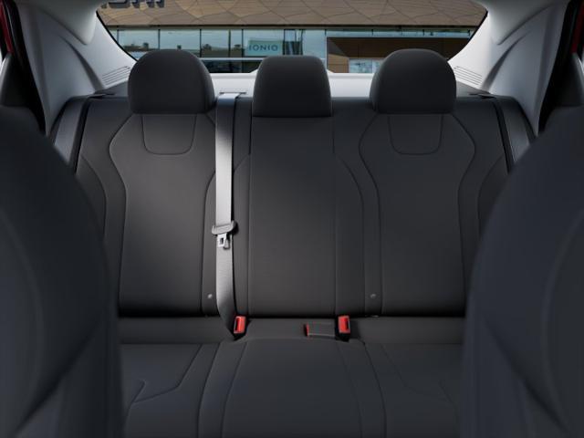 2025 Hyundai ELANTRA Vehicle Photo in Peoria, IL 61615