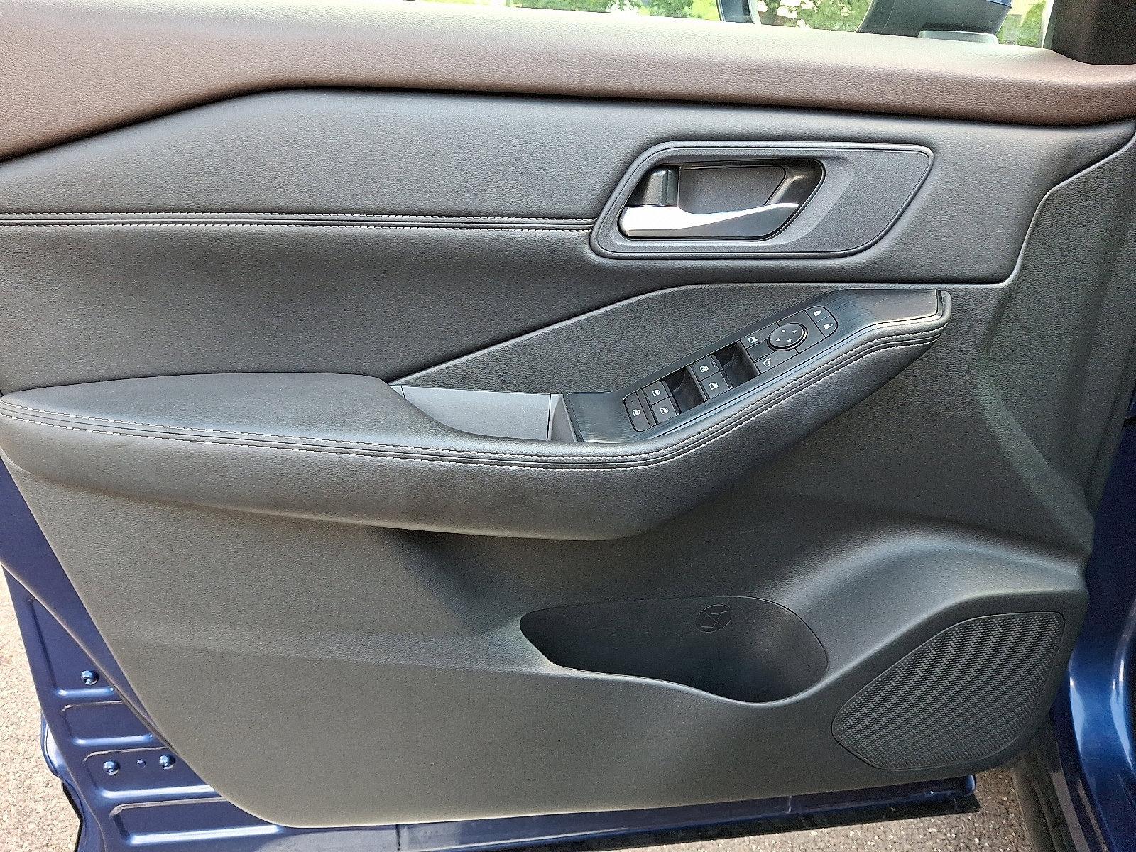 2023 Nissan Rogue Vehicle Photo in Jenkintown, PA 19046