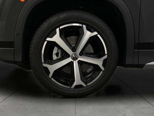 2025 Volkswagen Tiguan Vehicle Photo in Appleton, WI 54913