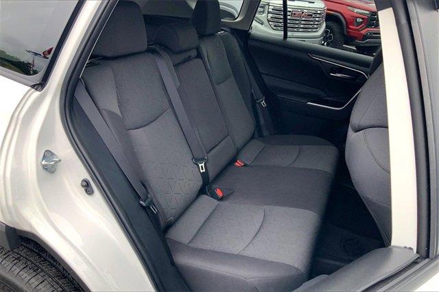 2022 Toyota RAV4 Vehicle Photo in KANSAS CITY, MO 64114-4502