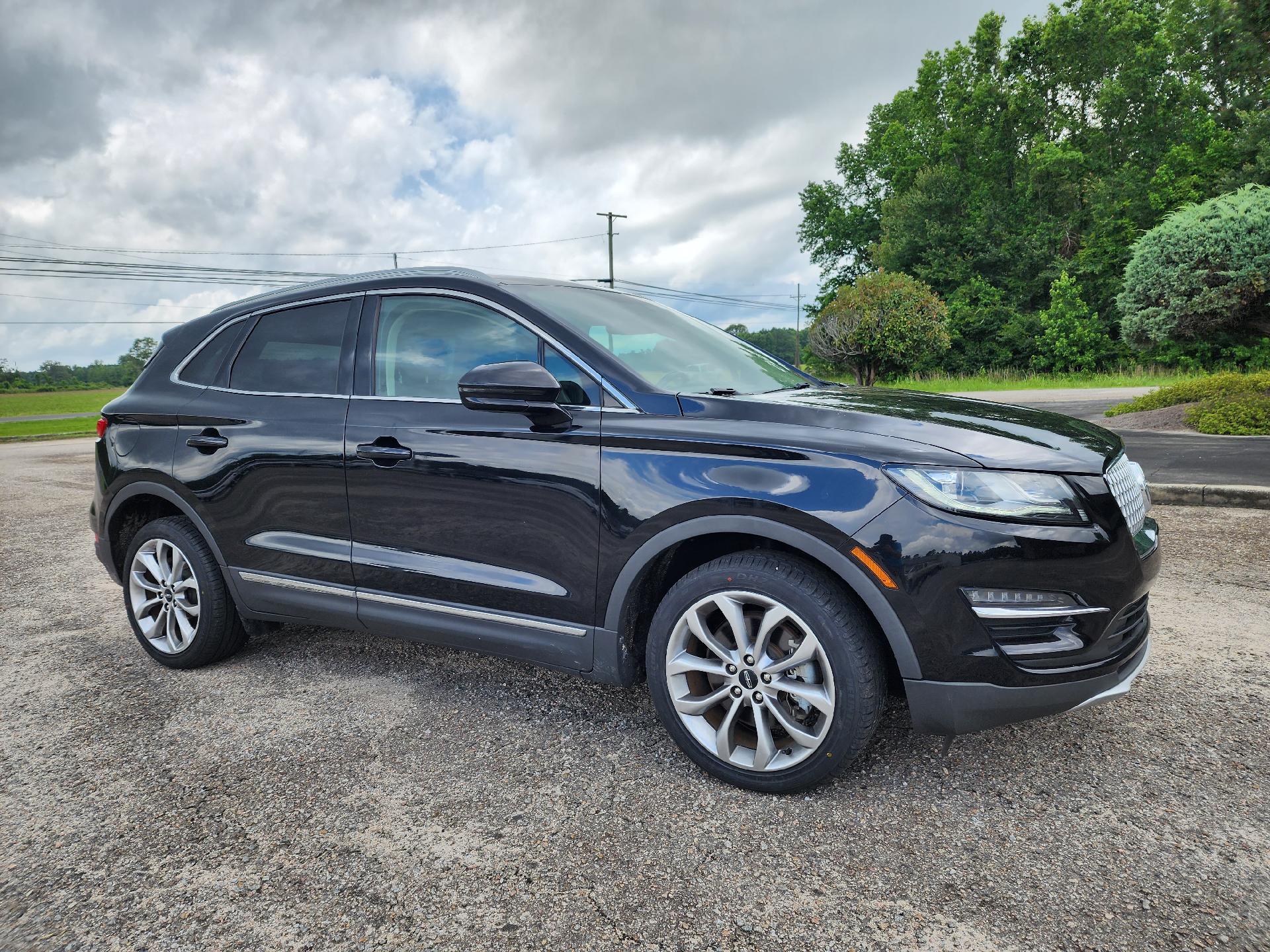 Used 2019 Lincoln MKC Select with VIN 5LMCJ2C99KUL02102 for sale in Holly Hill, SC