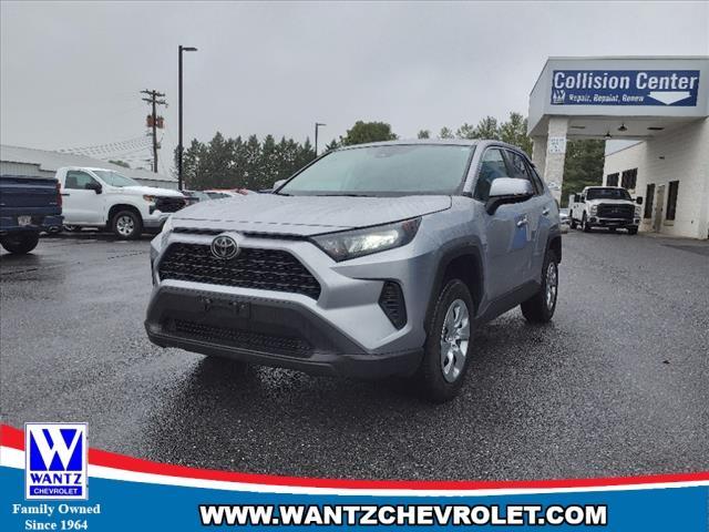 Used 2022 Toyota RAV4 LE with VIN 2T3K1RFV9NC176093 for sale in Taneytown, MD