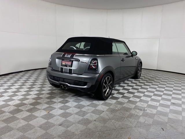 2010 MINI Cooper Convertible Vehicle Photo in MEDINA, OH 44256-9001