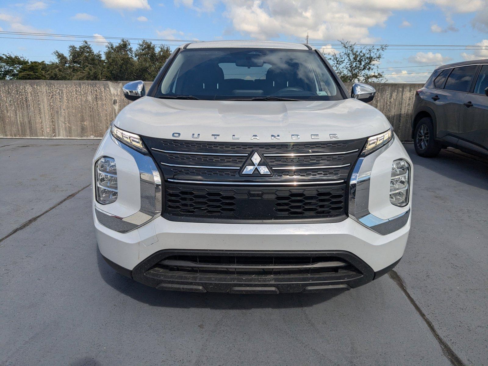 2022 Mitsubishi Outlander Vehicle Photo in Miami, FL 33135