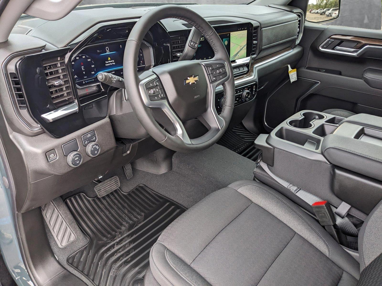 2025 Chevrolet Silverado 1500 Vehicle Photo in HOUSTON, TX 77034-5009