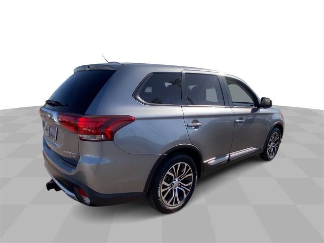 2016 Mitsubishi Outlander SE photo 10