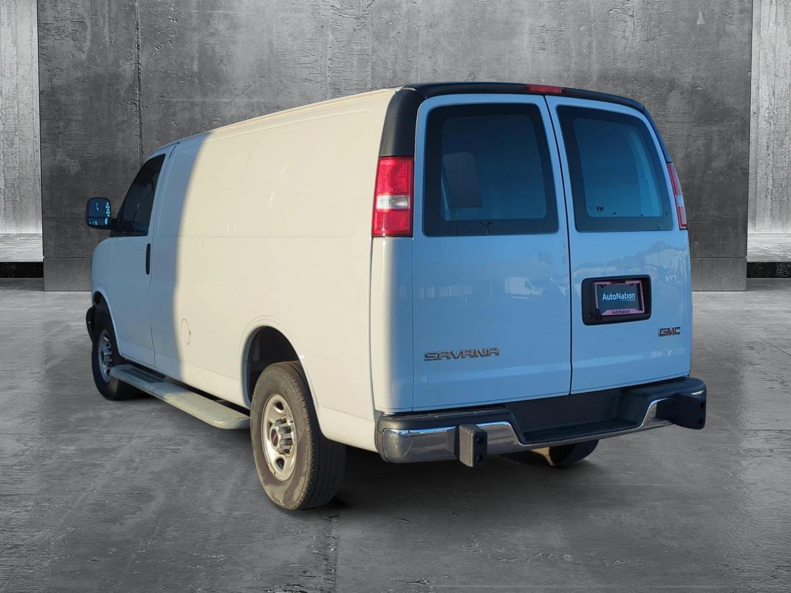 2022 GMC Savana Cargo Van Vehicle Photo in Memphis, TN 38115