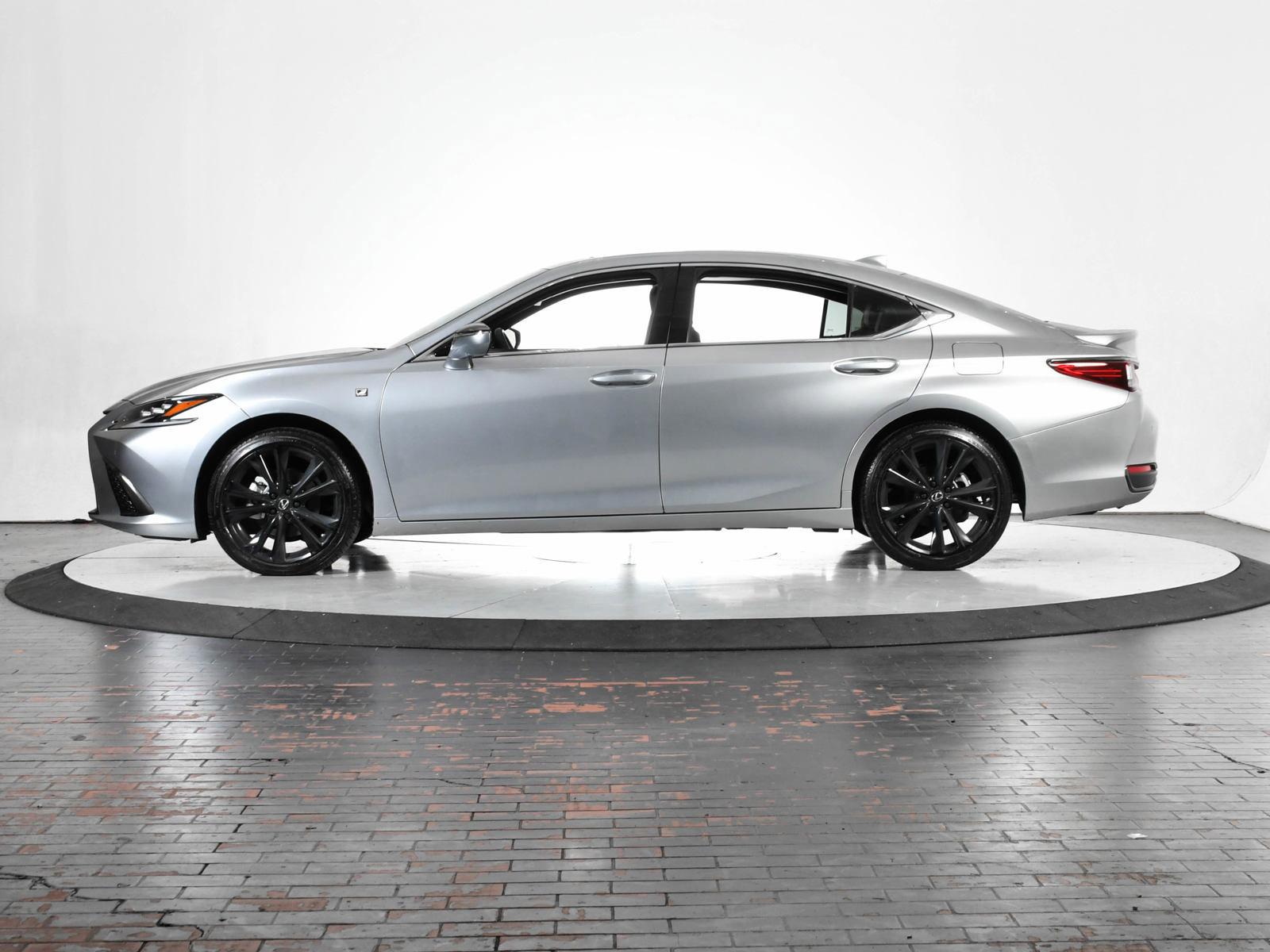 2024 Lexus ES 300h Vehicle Photo in DALLAS, TX 75235