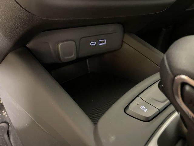 2025 Chevrolet Trax Vehicle Photo in PHOENIX, AZ 85014-3381