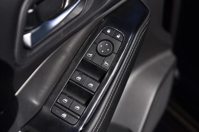 2025 Nissan Rogue Vehicle Photo in Ballwin, MO 63011