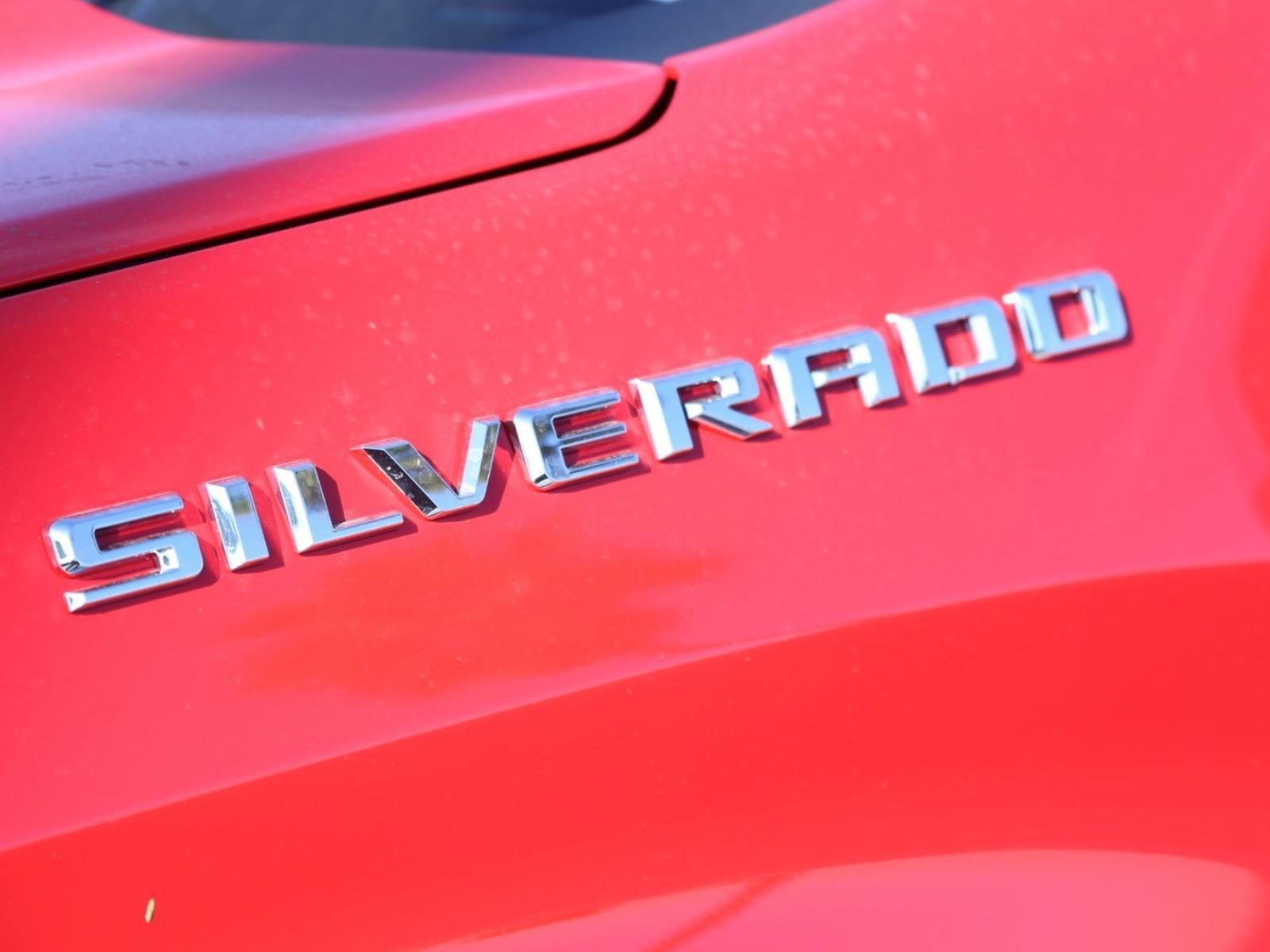 2025 Chevrolet Silverado 1500 Vehicle Photo in LOS ANGELES, CA 90007-3794