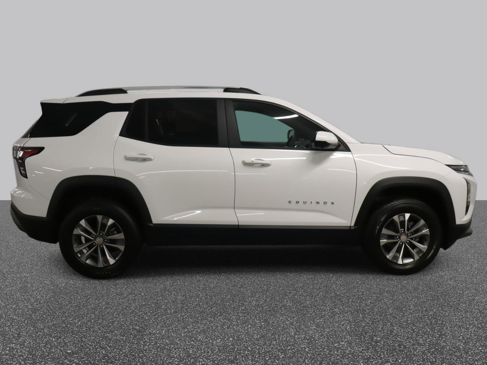 2025 Chevrolet Equinox Vehicle Photo in LOS ANGELES, CA 90007-3794