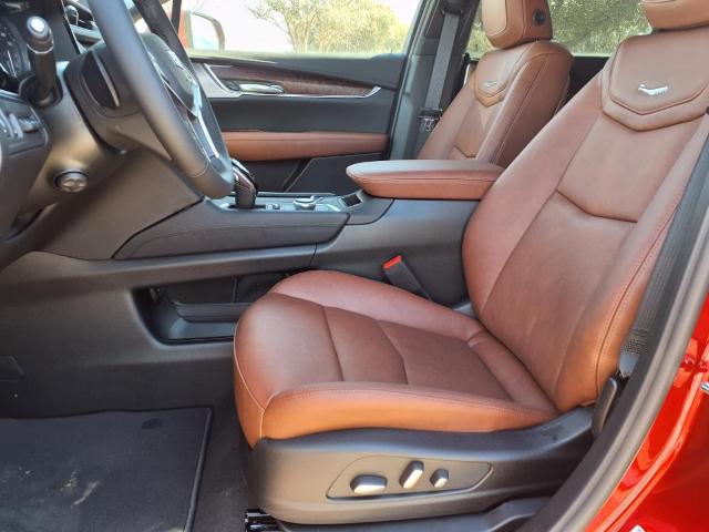 2025 Cadillac XT5 Vehicle Photo in Denton, TX 76205