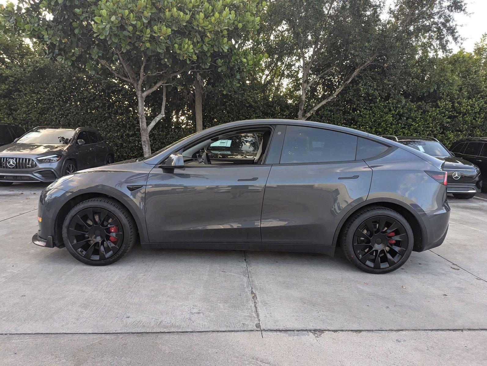 2023 Tesla Model Y Vehicle Photo in Pompano Beach, FL 33064