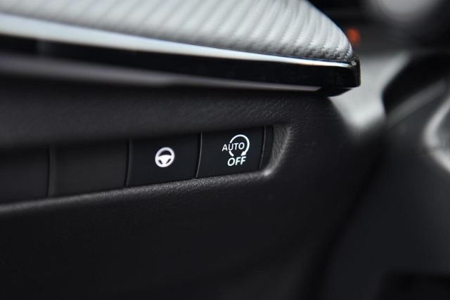 2025 Nissan Kicks Vehicle Photo in Ballwin, MO 63011