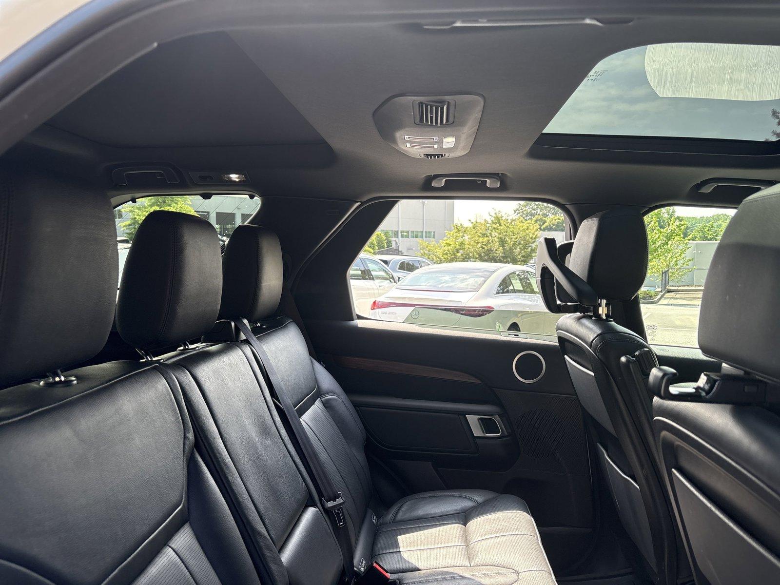 2018 Land Rover Discovery Vehicle Photo in Jacksonville, FL 32256