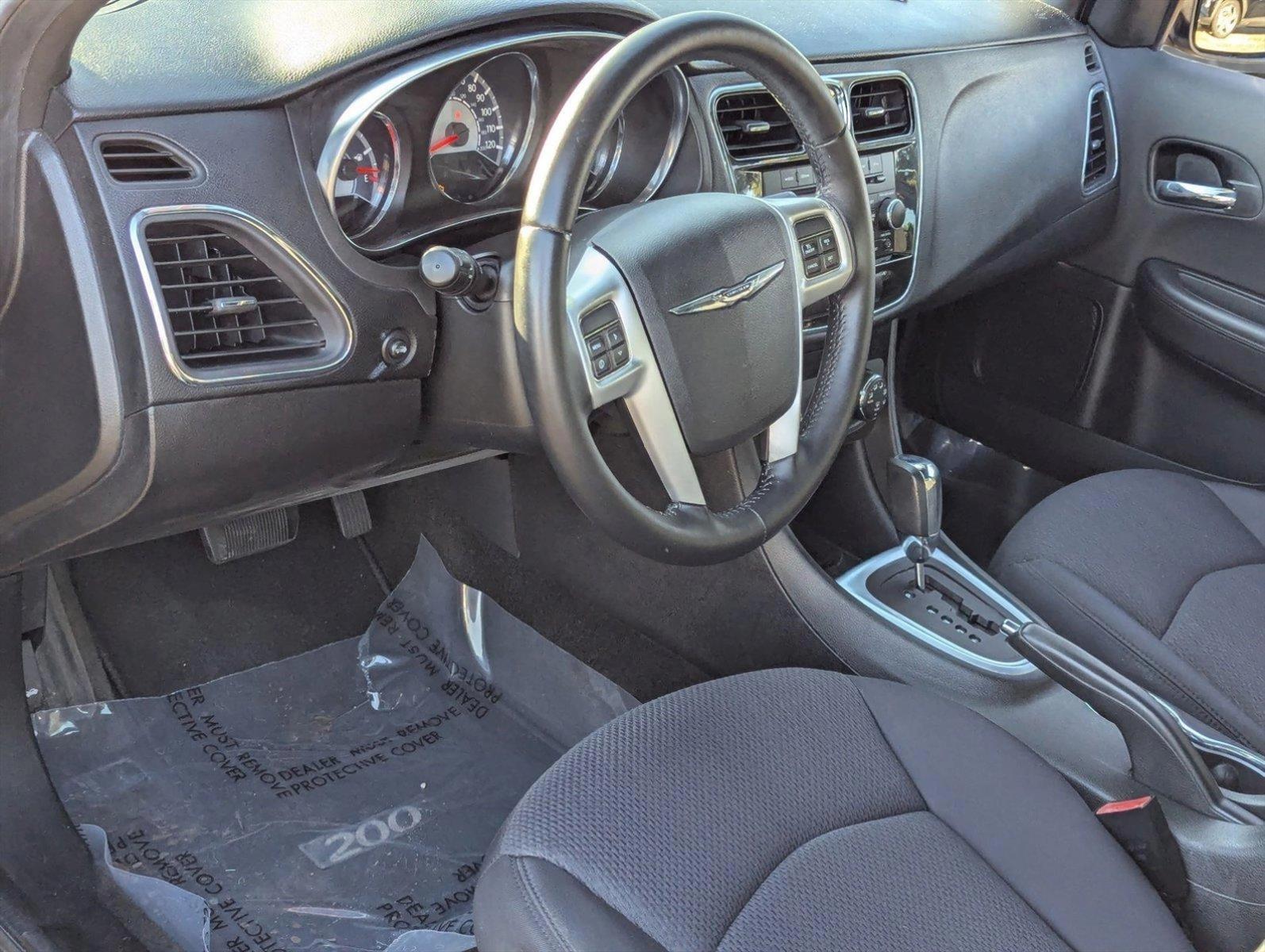 2012 Chrysler 200 Vehicle Photo in MIAMI, FL 33134-2699