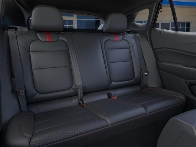 2025 Chevrolet Trax Vehicle Photo in ENGLEWOOD, CO 80113-6708