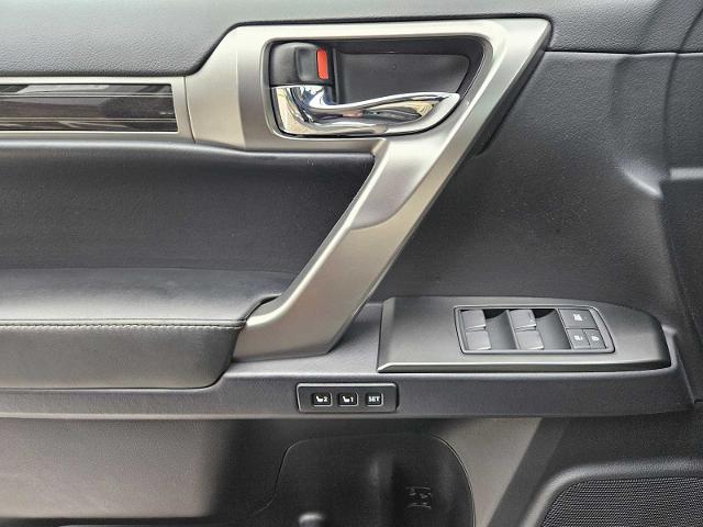 2023 Lexus GX 460 Vehicle Photo in FORT WORTH, TX 76132