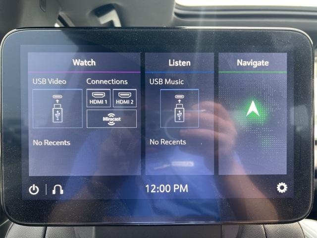 2021 Chevrolet Suburban Vehicle Photo in GREEN BAY, WI 54304-5303