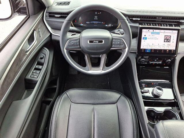 2023 Jeep Grand Cherokee Vehicle Photo in DANBURY, CT 06810-5034